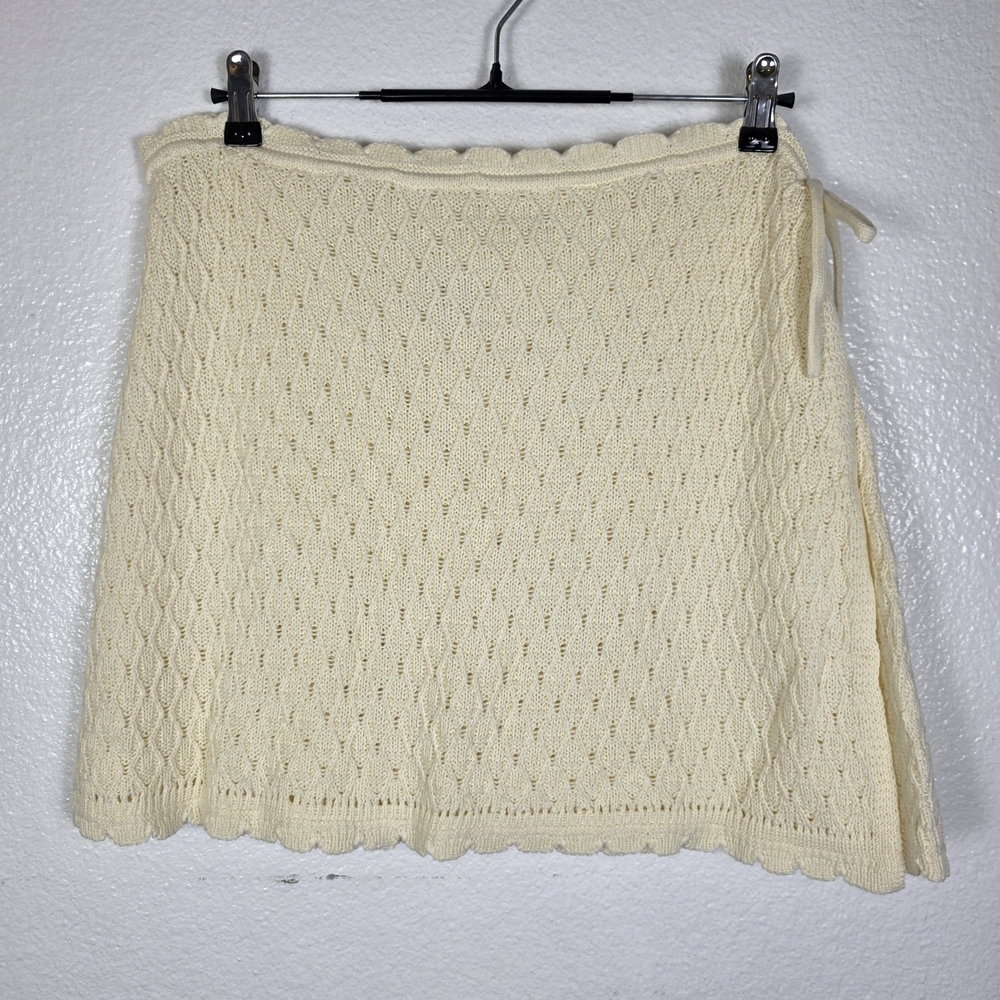 Future Collective Women's High-Rise Sweater Wrap Mini Skirt Size‎ L
